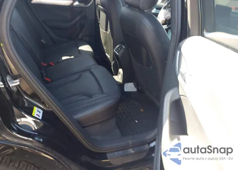 2016 Audi Q3 2.0T Premium Plus z USA, uszkodzony, nr VIN WA1BFCFS8GR019042